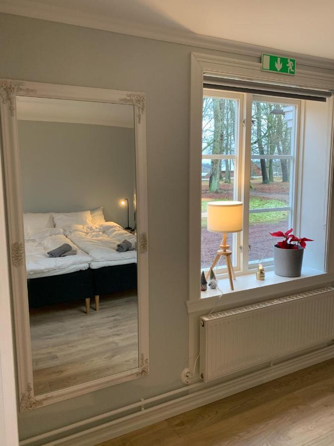 Segerstadsby Gardshotell Ab Vålberg 外观 照片